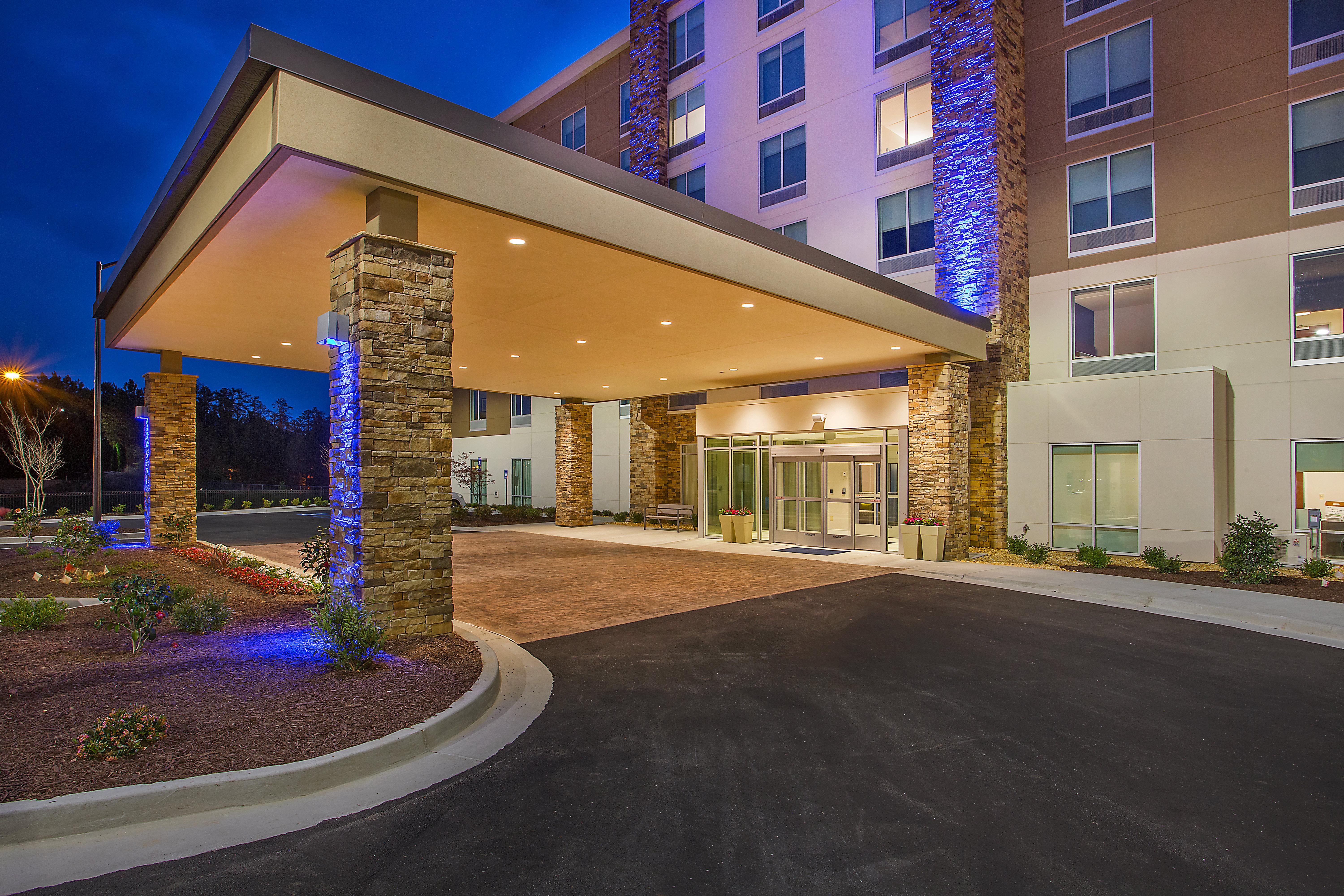 Holiday Inn Express & Suites Covington By Ihg Dış mekan fotoğraf