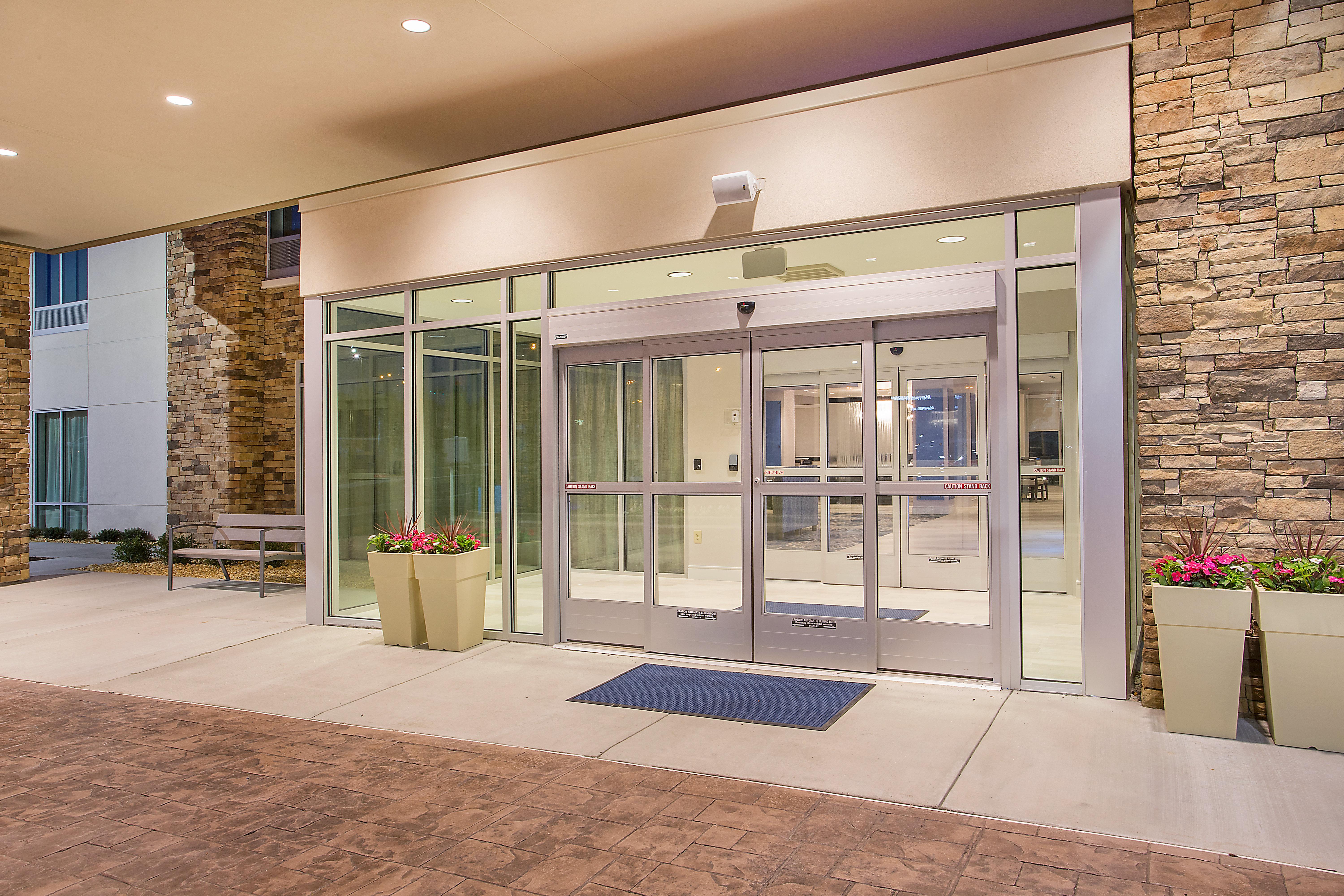 Holiday Inn Express & Suites Covington By Ihg Dış mekan fotoğraf