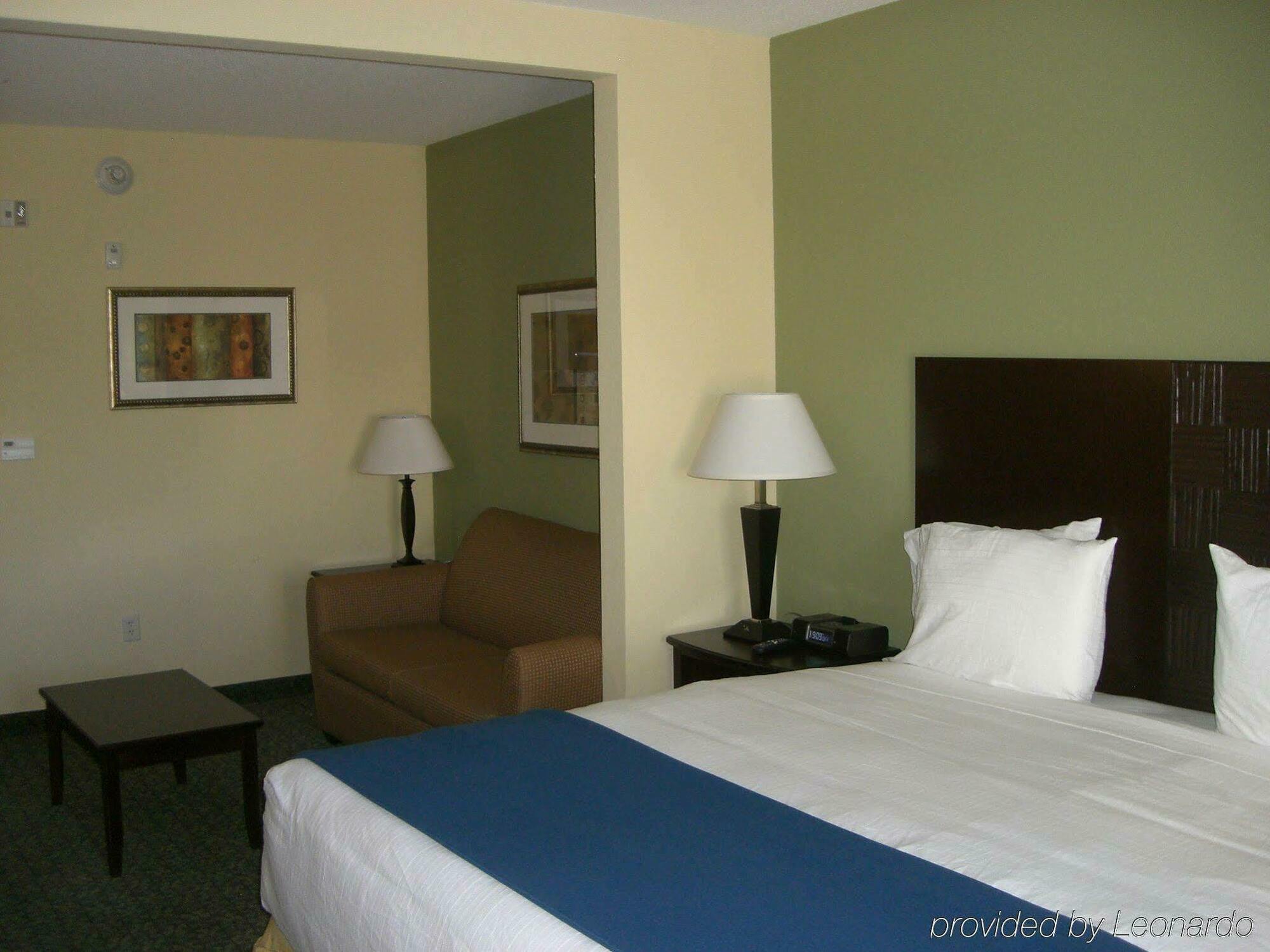 Holiday Inn Express & Suites Covington By Ihg Oda fotoğraf