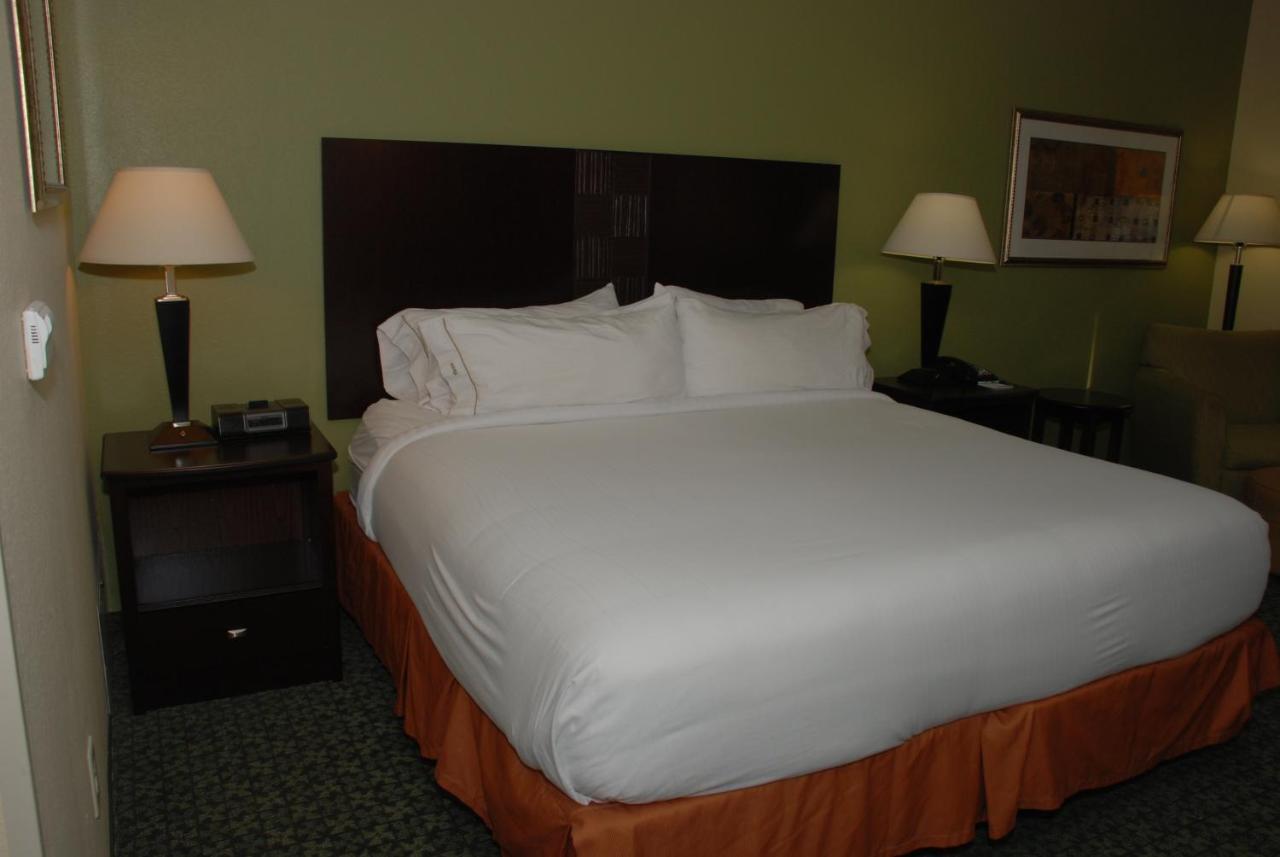 Holiday Inn Express & Suites Covington By Ihg Dış mekan fotoğraf